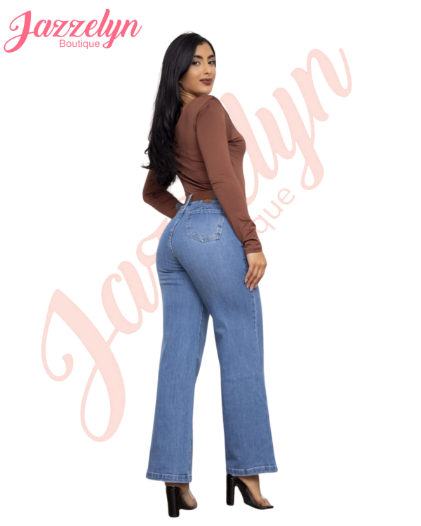 Jeans Damagy-Modelo wide leg